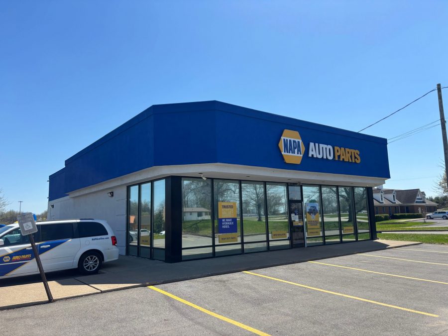 painted auto parts store exterior Preview Image 5