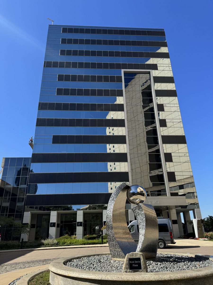 highrise building exterior after paint update Preview Image 10