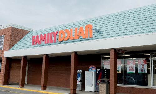 Family Dollar Repaint