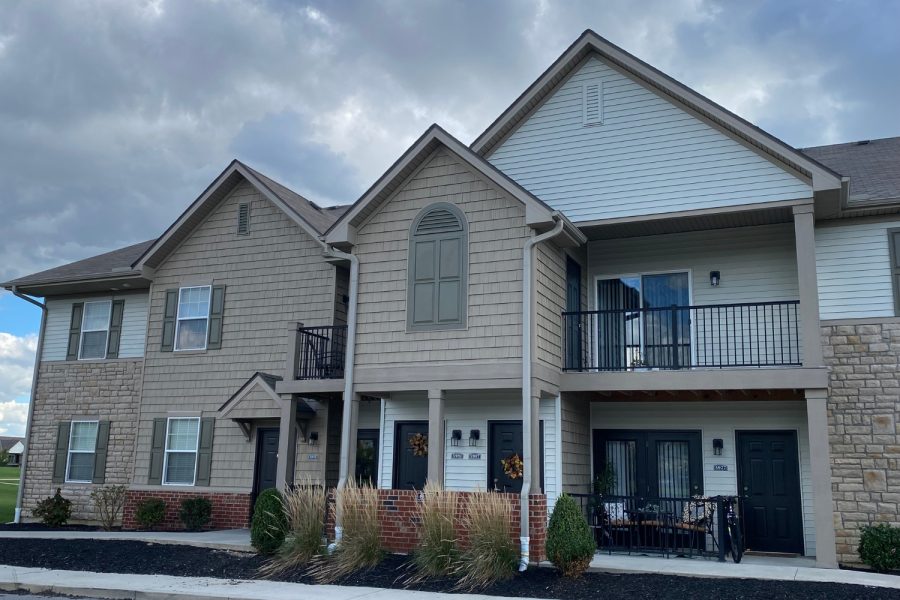 Emerson Park Apartments Exterior painting the front of an apartment block Preview Image 7