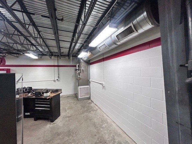 repainted auto service bay Preview Image 1