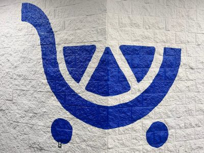 kroger logo stencil painting