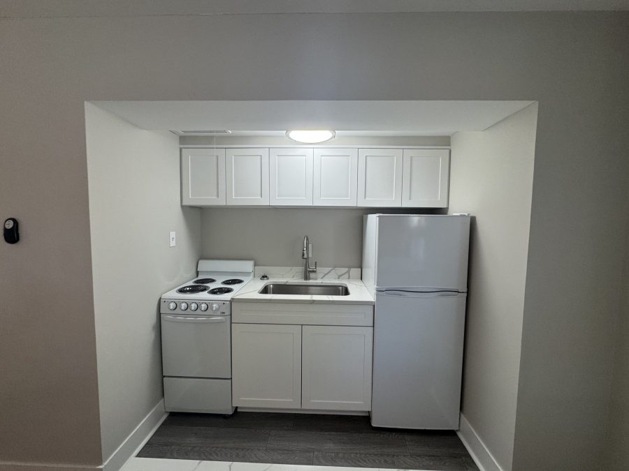 apartment kitchentte after repaint Preview Image 4