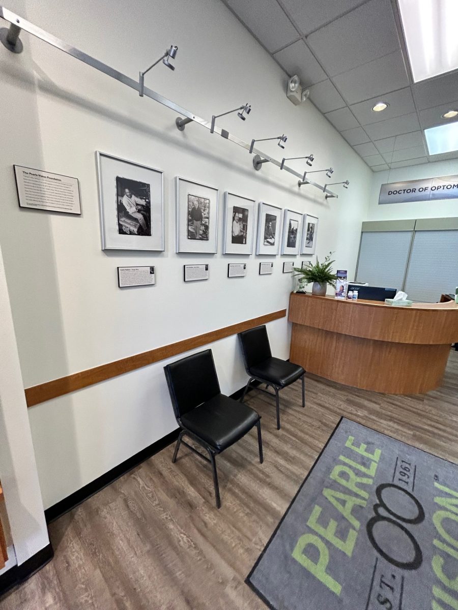 pearl vision main lobby Preview Image 1