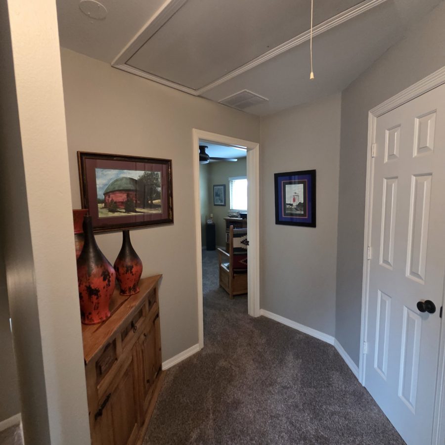 home interior room before repaint Preview Image 33