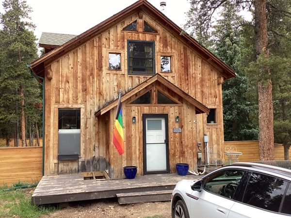 unpainted cabin style house Preview Image 4