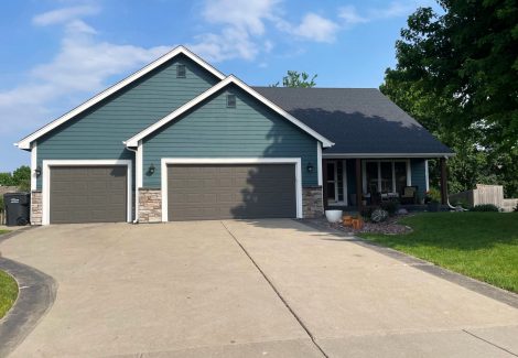 Repainted Home & Garage Exterior in Ankeny, IA