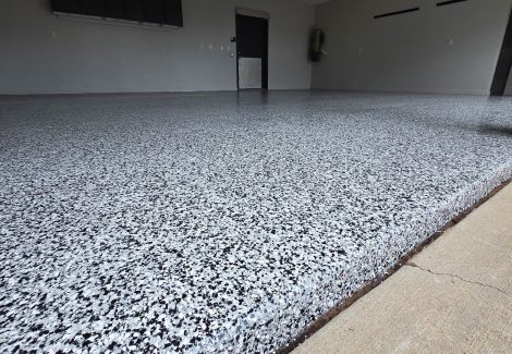 Garage Recoating Project In Johnston, IA