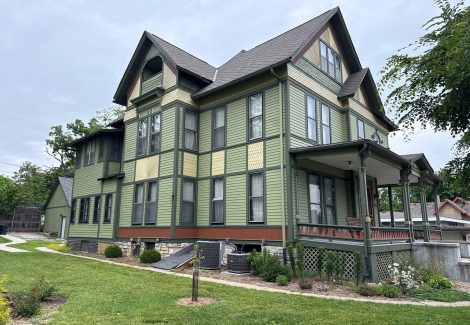 Repainted Home Exterior in Des Moines, IA