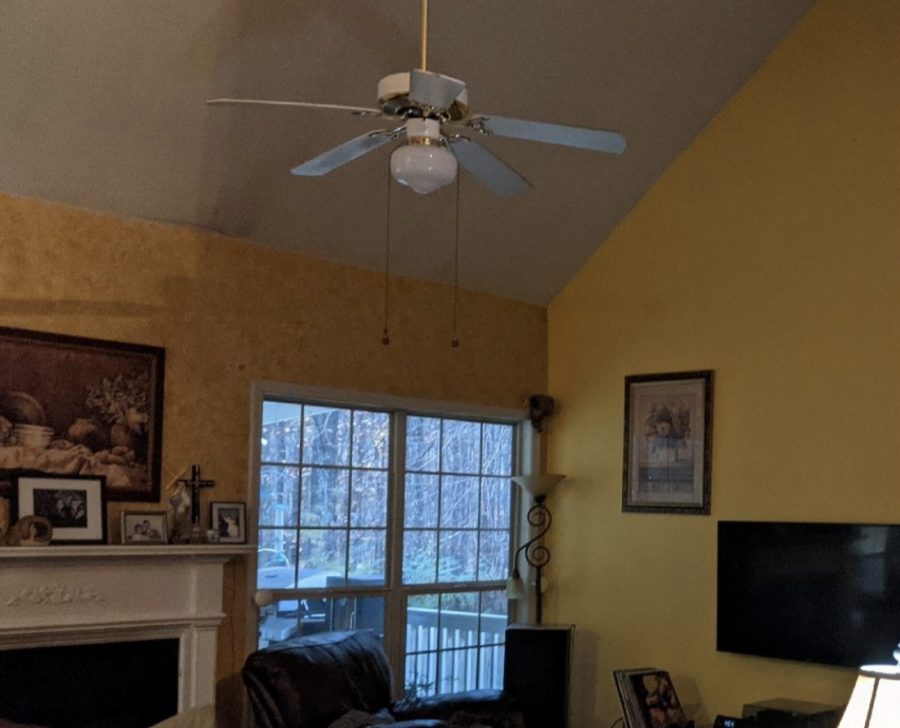 Living Room before interior painting Austell, GA Preview Image 1