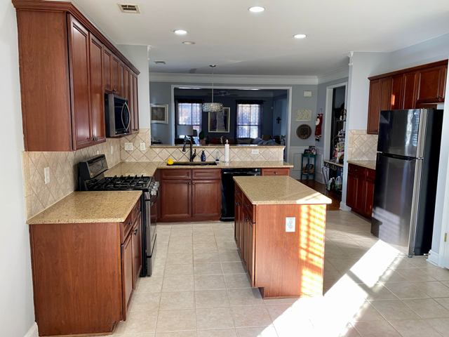 photo of repainted kitchen cabinets