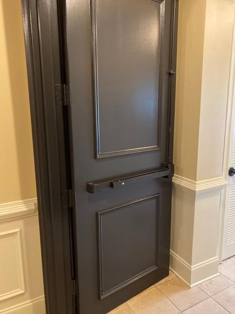 repainted elevator door trim in dunwoody - after Preview Image 4