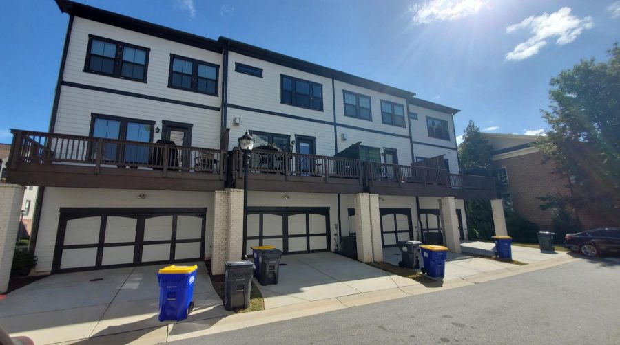 townhome in smyrna to be repainted Preview Image 3