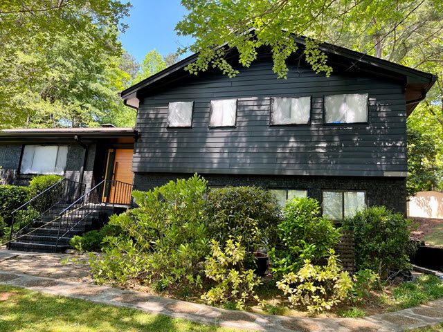 photo of repainted brick home in sandy springs Preview Image 2