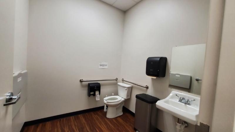 photo of repainted interior in dunwoody georgia Preview Image 10