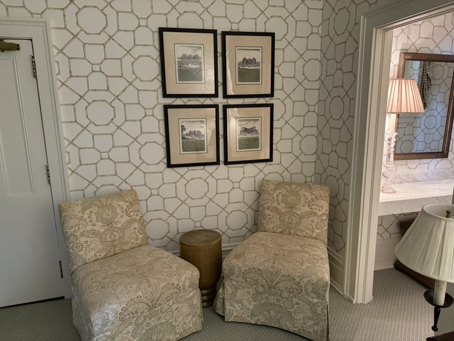 interior country club room before wallpaper removal and new paint Preview Image 2