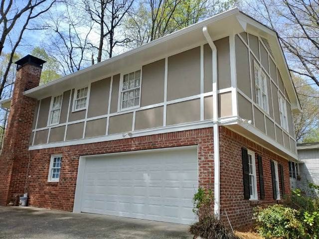 photo of repainted home in dunwoody georgia Preview Image 1