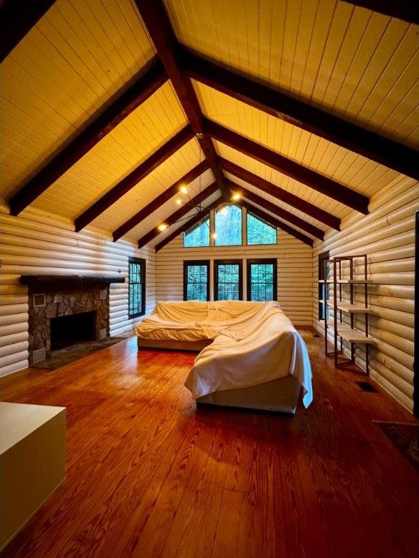 living room in dunwoody before being painted Preview Image 1