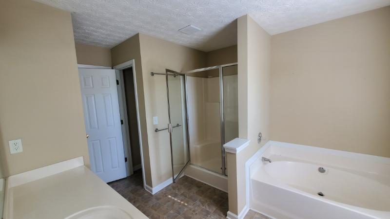 home in north metro atlanta before repainting project Preview Image 34