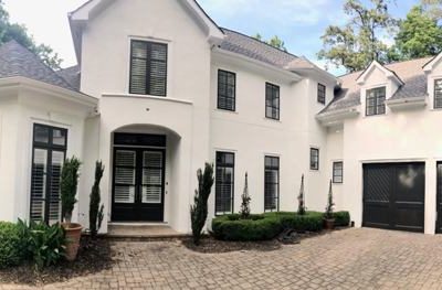 photo of repainted home in sandy springs