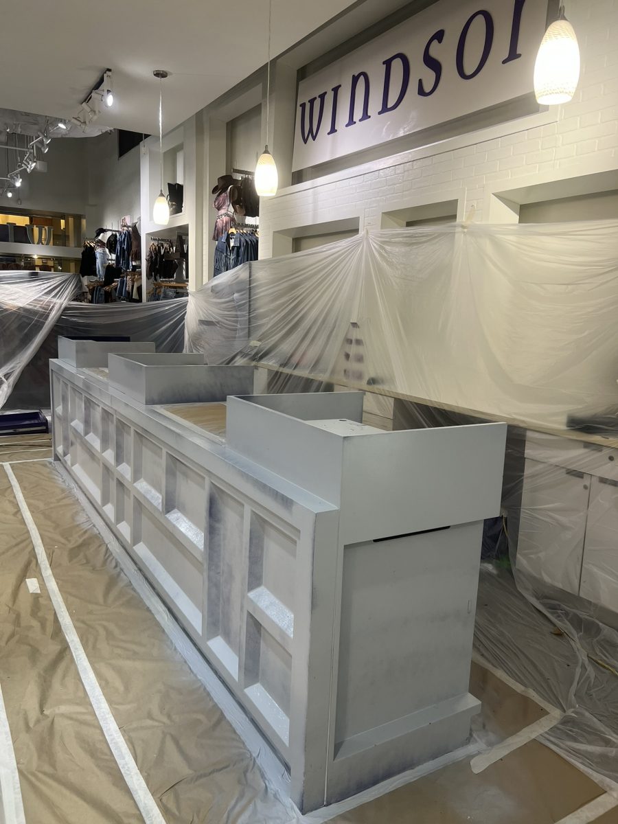 cash register counter in dunwoody before being painted Preview Image 1