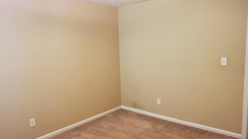 home in north metro atlanta before repainting project Preview Image 24