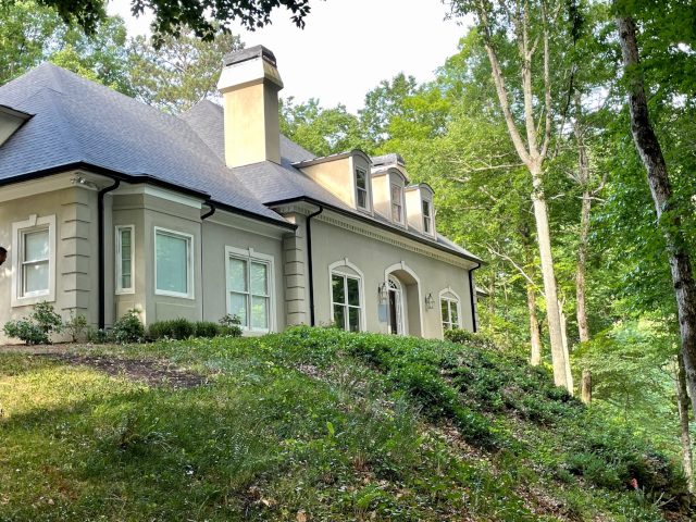 picture of house before being repainted in sandy springs, georgia Preview Image 1