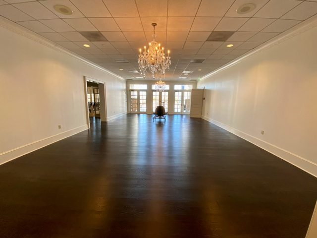 country club being repainted Preview Image 5