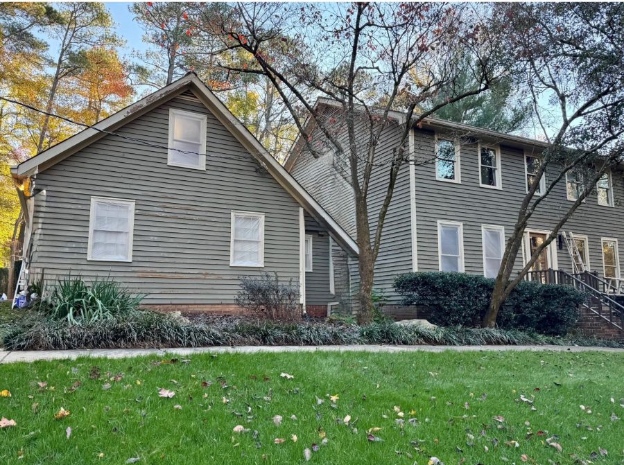 photo of home in sandy springs before being painted Preview Image 3