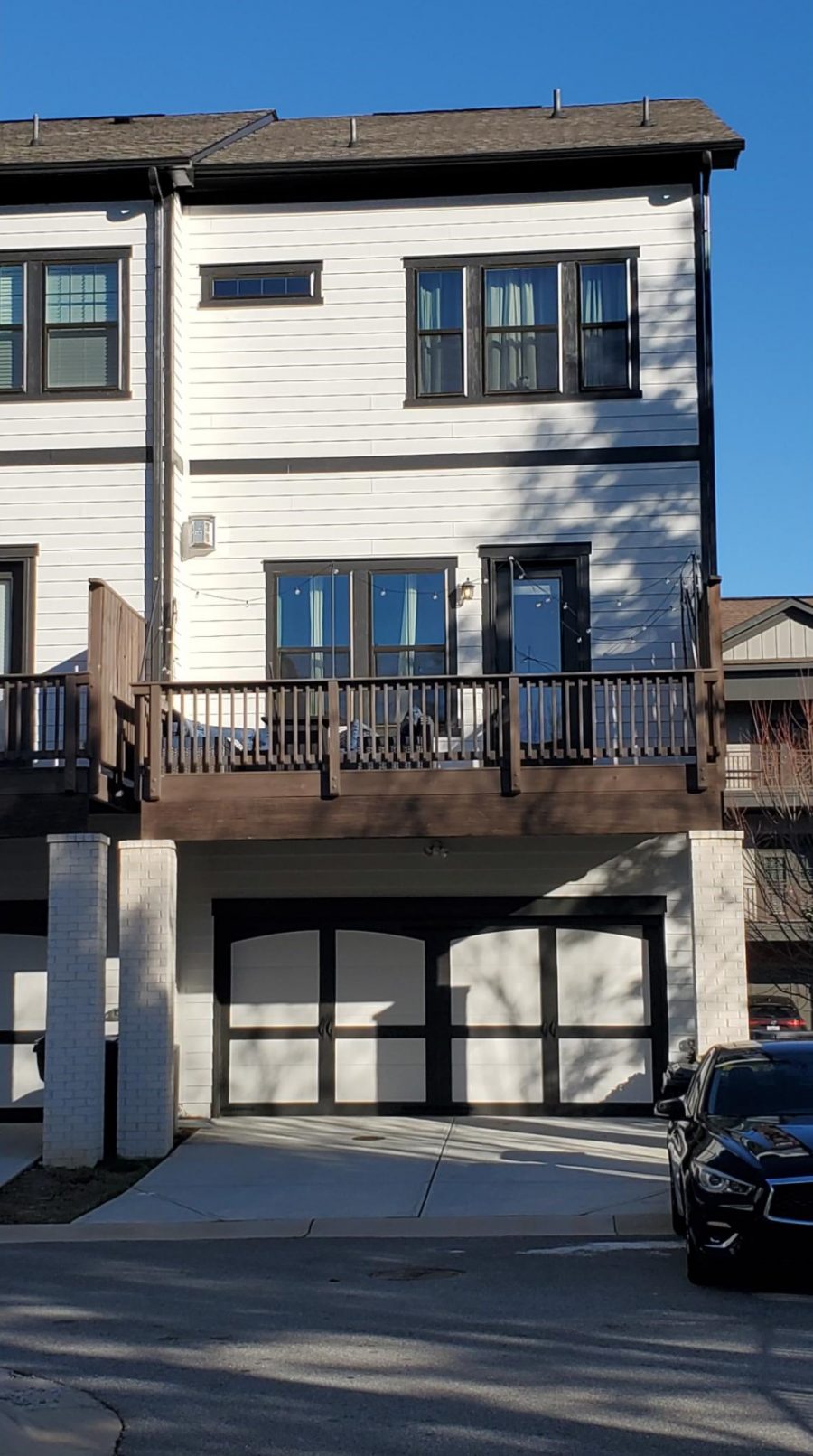 photo of repainted townhome exterior in smyrna georgia Preview Image 9