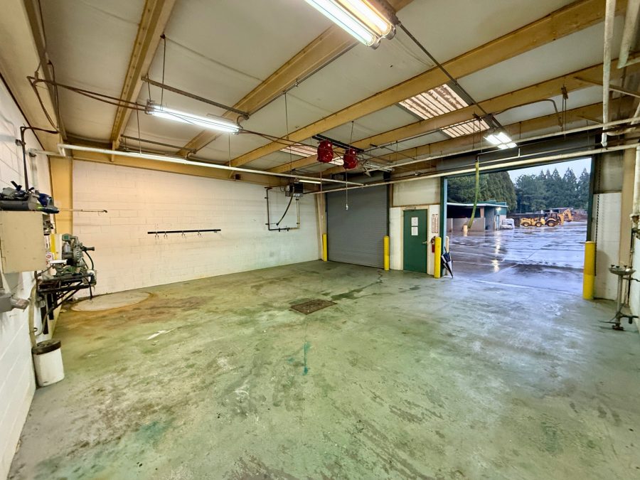 industrial floor with old coating and chemical stains Preview Image 9