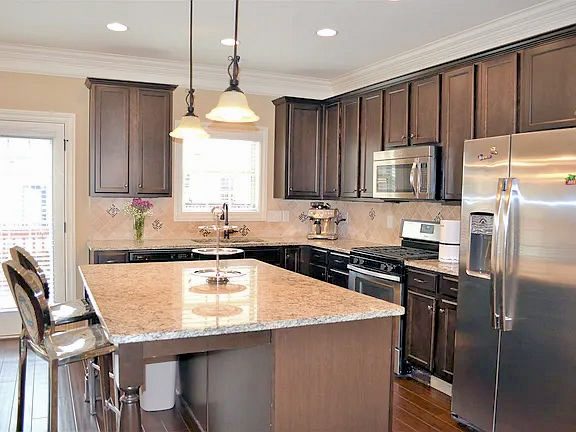 before photo of kitchen cabinets in dunwoody Preview Image 3