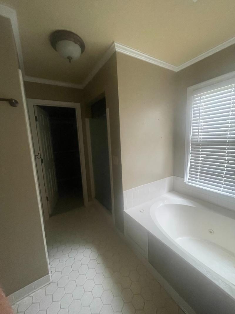 home in north metro atlanta before repainting project Preview Image 14