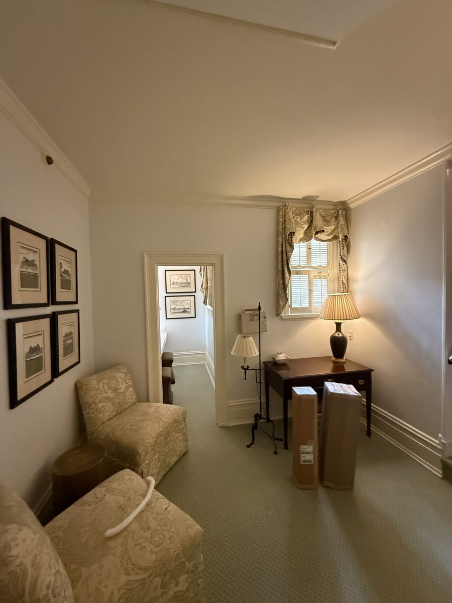 photo of repainted interior room in country club in dunwoody Preview Image 4