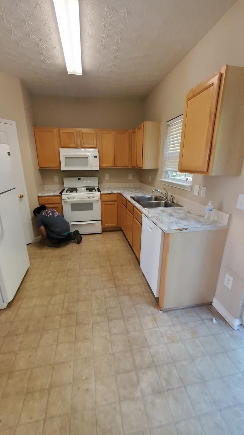 home in north metro atlanta before repainting project Preview Image 21