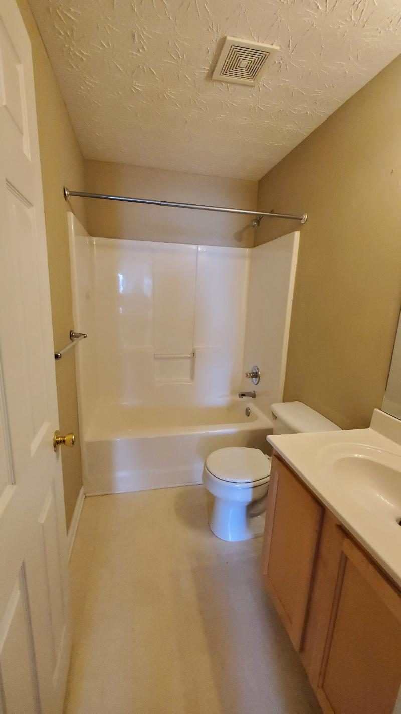 home in north metro atlanta before repainting project Preview Image 33