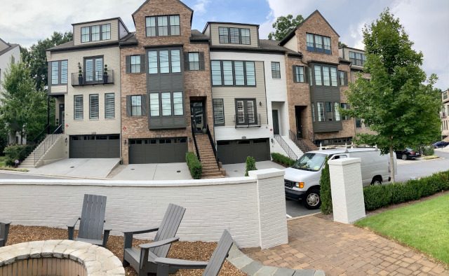 exterior townhome repainting Preview Image 3