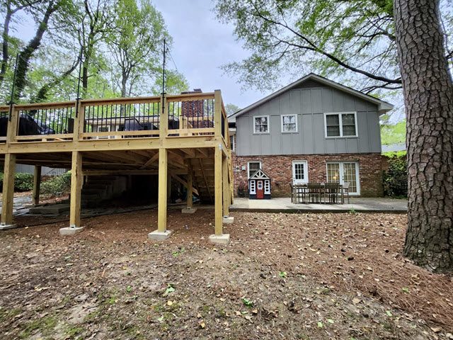 photo of home in sandy springs to be repainted Preview Image 3