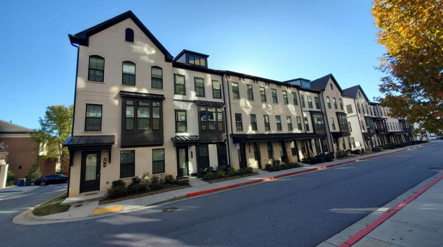 photo of repainted townhome exterior in smyrna georgia Preview Image 1