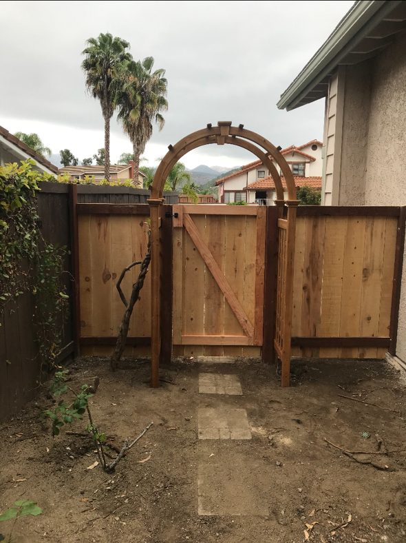 fence after being stained. Preview Image 2