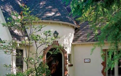 Charming design meets stucco