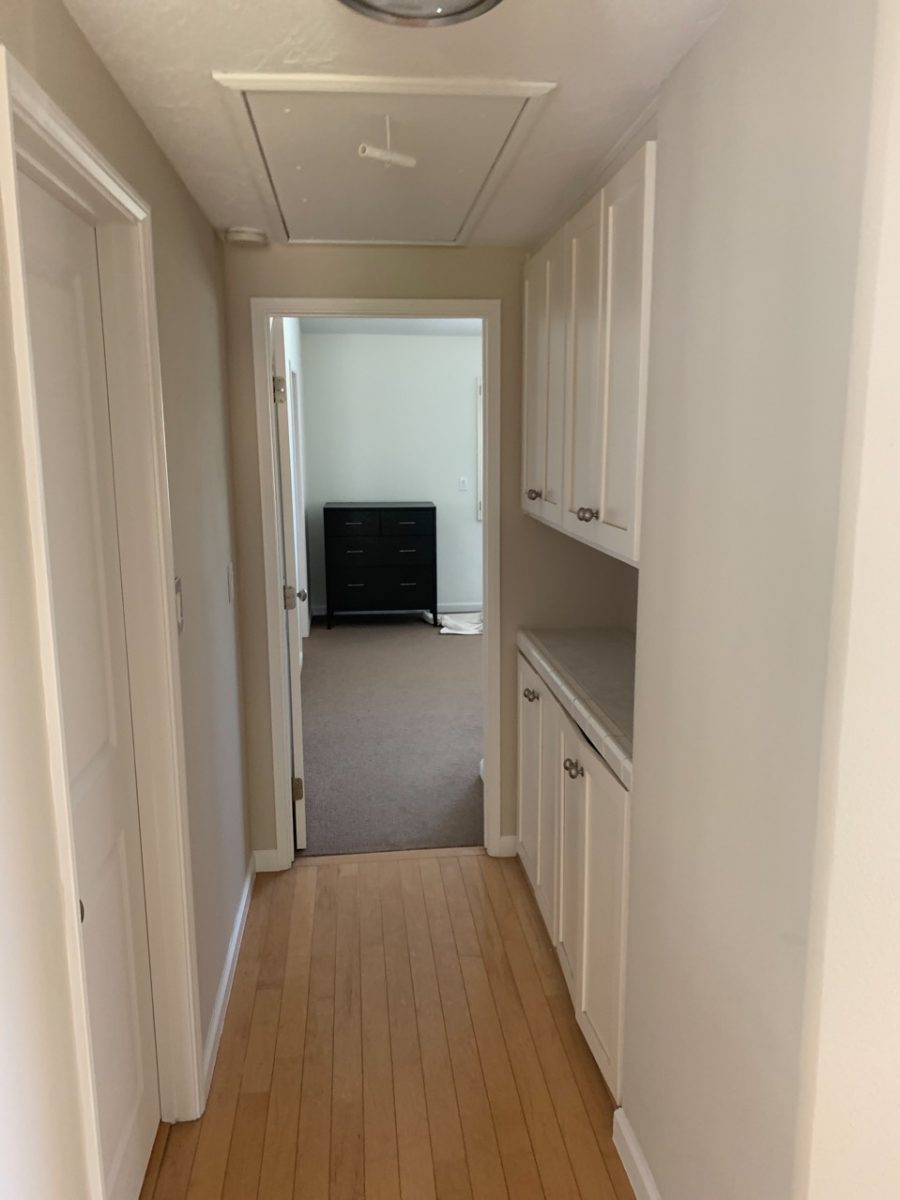 The hallway was painted. Preview Image 9