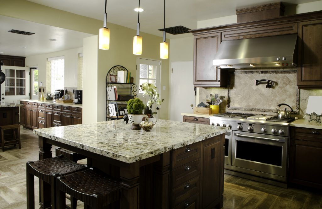 Kitchen Paint Colors With Dark Cabinets, Kitchen Wall Paint With Dark Cabinets