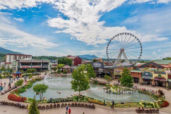 Pigeon Forge Shopping Centers