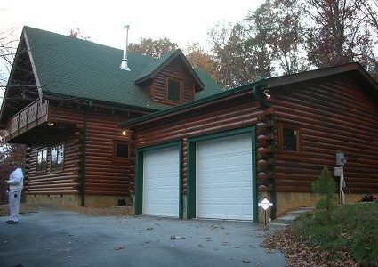Log Home in Oak Ridge