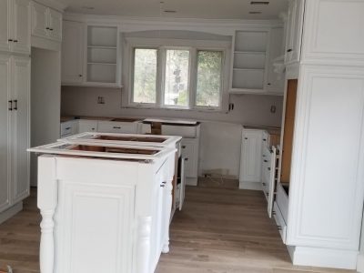 Middletown Full View Cabinets