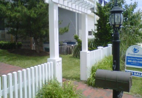 Fences & Railing townhome