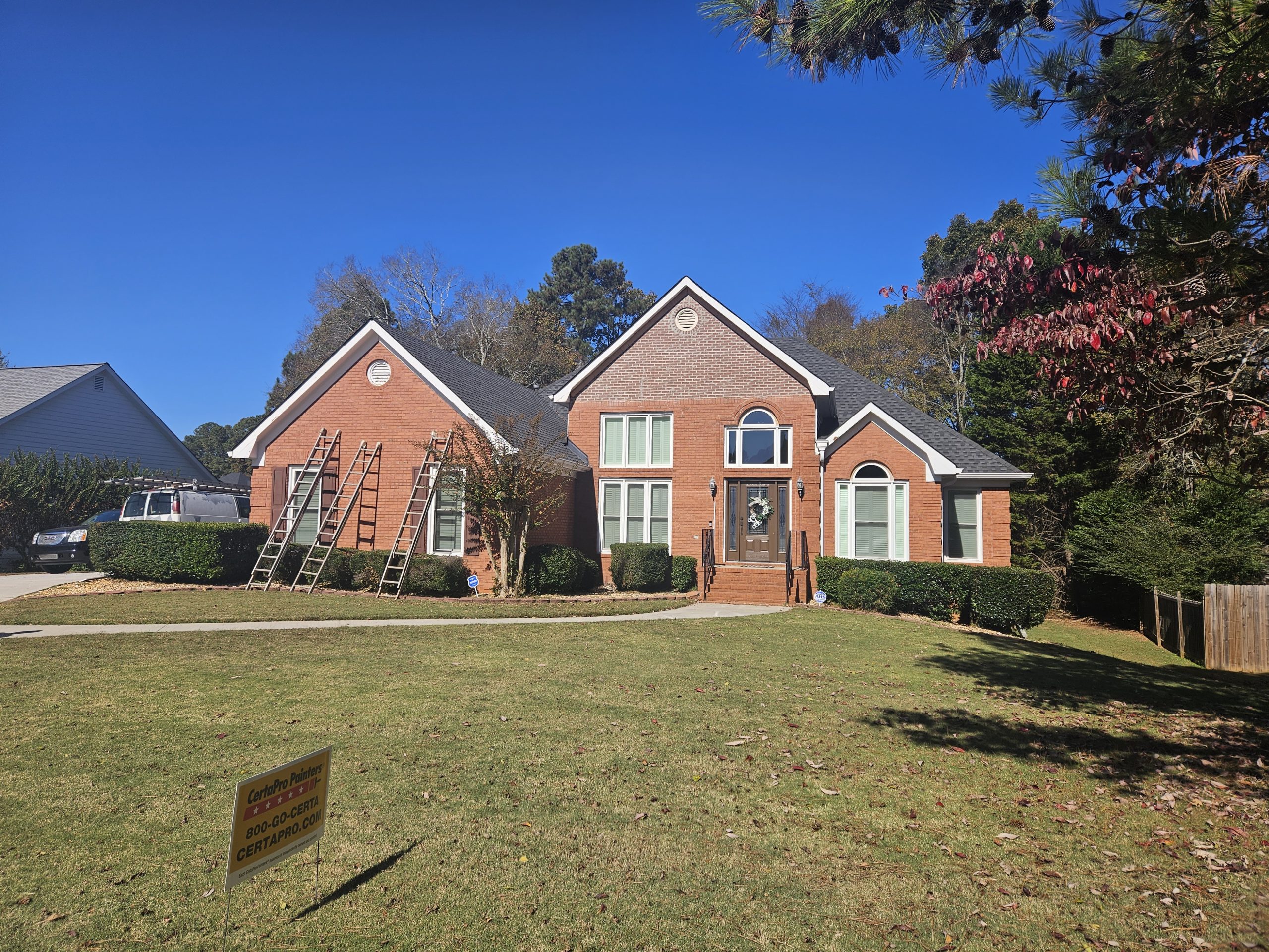 Snellville Home Brick Exterior Before