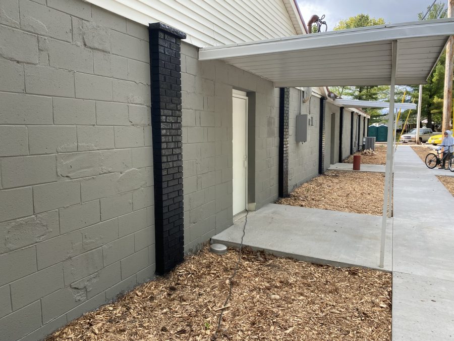 Gray Brick Exterior Painting Preview Image 2