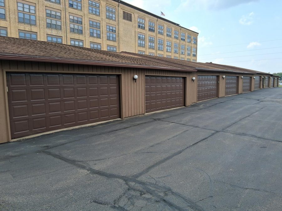 garage doors Preview Image 1